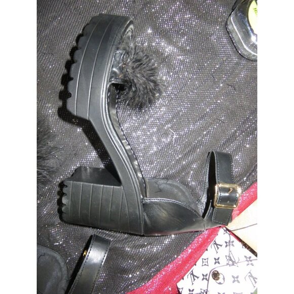 Chunky Platform Ankle buckle Feather embellished heels size 41 or US 9 - Picture 11 of 14